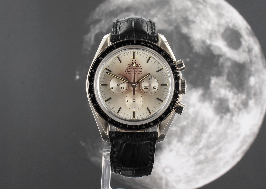 Omega apollo discount 11 25th anniversary